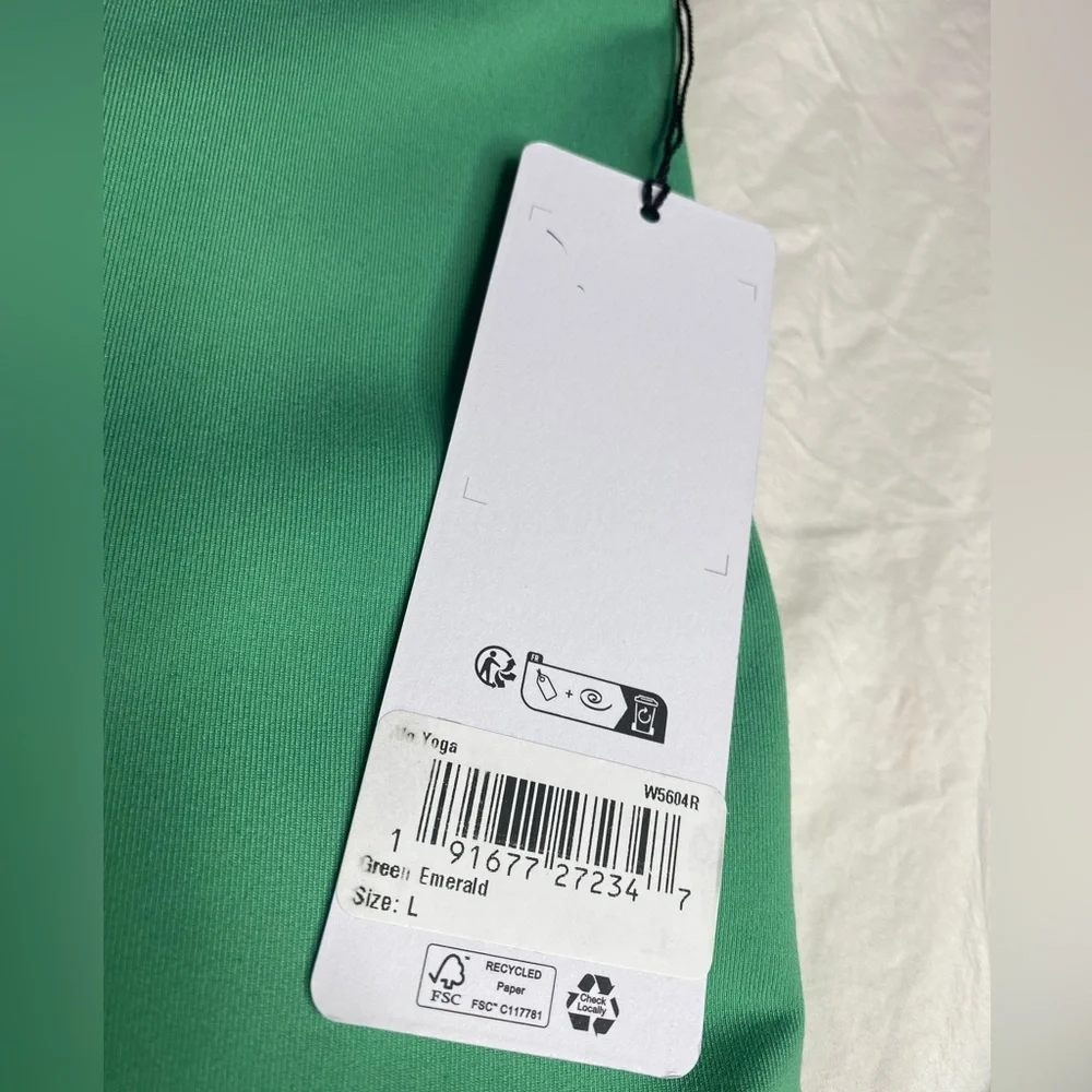 ALO Yoga Two-Piece Active Set in Mint Green Sz L - Picture 6 of 13